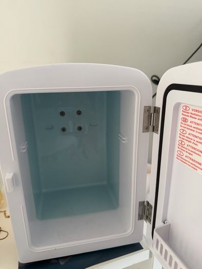 Iceman Mini Skincare/Drinks Fridge