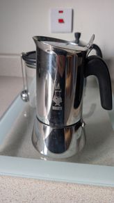 Bialetti Moka pots X 2 and jar