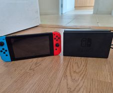 Nintendo Switch Bundle + 3 Games | Excellent Condition