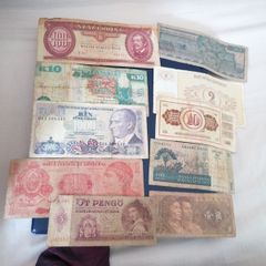 Group World Banknotes