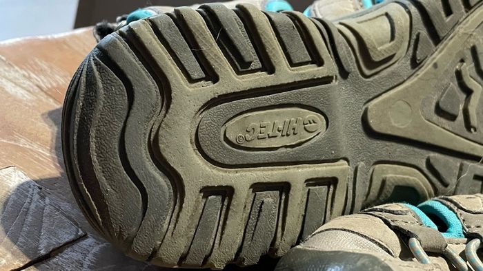 kids nius sandals Timberland and Hi tec