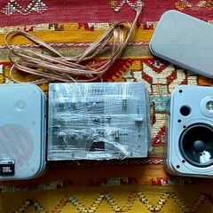 Numark M1 scratch-mixer + JBL-1 monitors