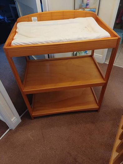 baby changing unit