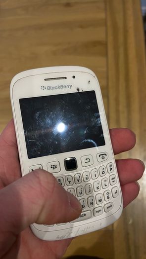 Blackberry curve 9230