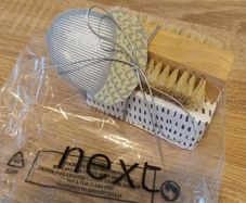 Next soap &nail brush set