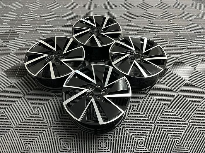 18 19" Inch Skoda Aero Style Alloy Wheels Octavia Scout Superb Karoq Kodiaq Enyaq A3 Vw Golf 5x112