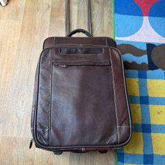 Leather Cartez suitcase