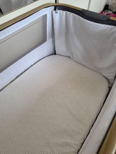 Tutti cozee lit co sleeper / cot