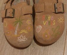 Girls Clogs
