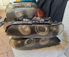 E39 headlights