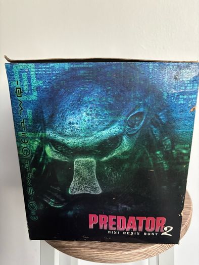 Palisades Predator and Predator 2 Mini Resin Busts