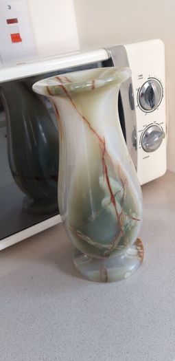 Beautiful Heavy Onyx Vase