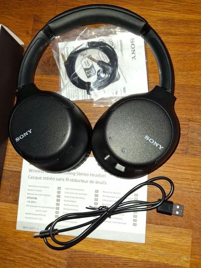 Noise Cancelling Headphones