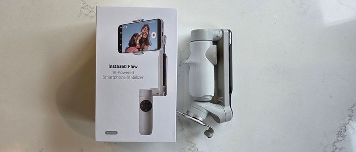 insta360 flow smartphone stabilizer