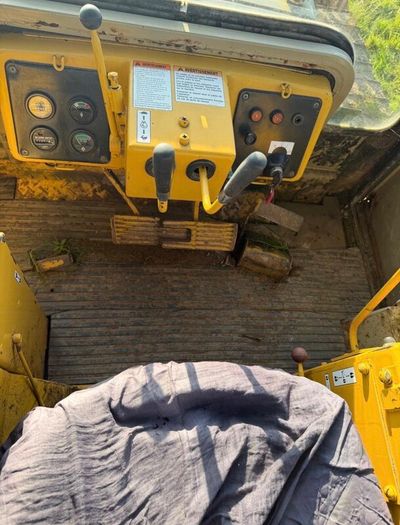 Komatsu dozer / digger