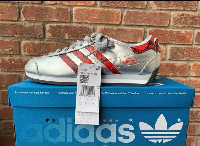 Womens Adidas Trainers