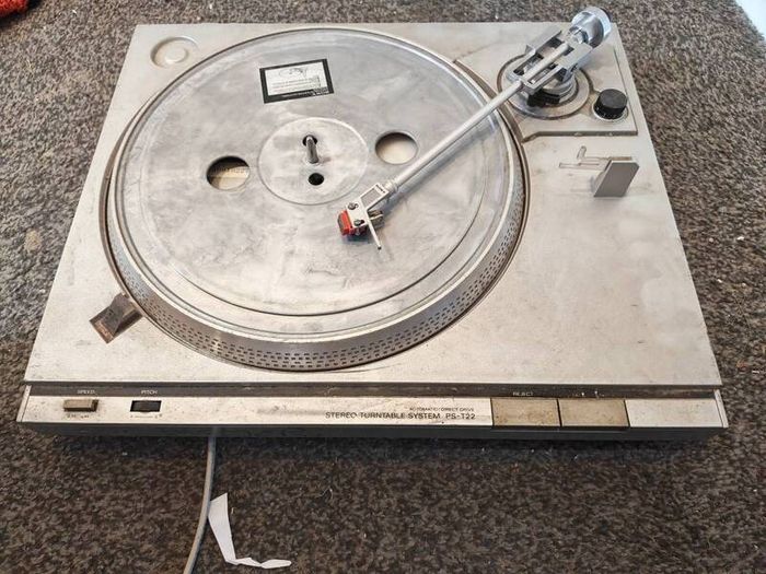 Sony PS-T22 automatic/direct-drive turntable,1970s
