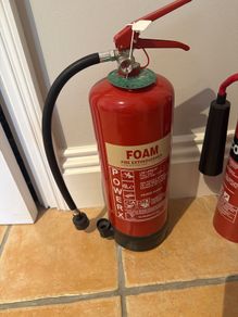 foam fire extinguisher