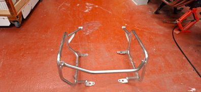 BMW pannier frames