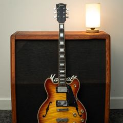 Greco SA-450 - 1970's - 2 Color Sunburst