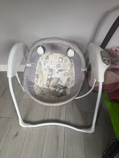 Graco Baby Swing