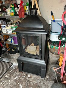 Outdoor log burner stove