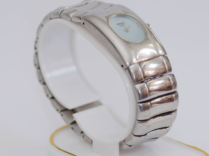 Vintage Ellesse Italia Ladies Quartz Watch
