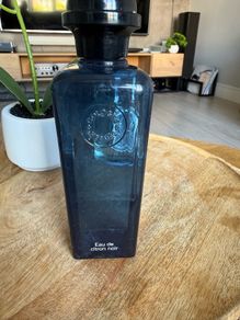Eau de citron noir Eau de cologne