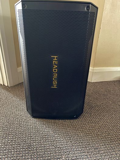 Headrush FR12 MK2 with cover