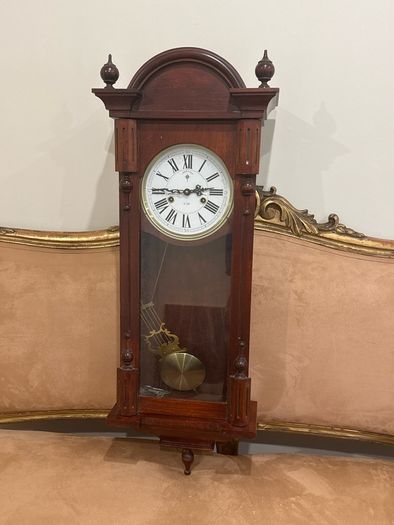 Vintage wall clock, classic wooden case pendulum style, beautiful decorative piece (may need servicing)