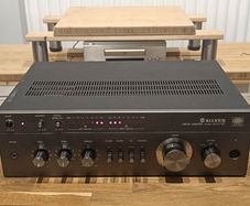 Silver model SA300 Hifi integrated stereo amplifier