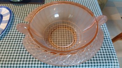 pink glass bowl