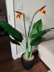 Artificial flower