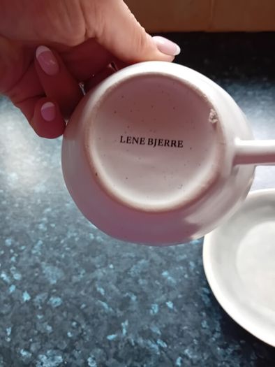 Cups and saucers