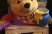 Winnie the Pooh Feed Me
