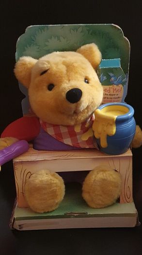 Winnie the Pooh Feed Me