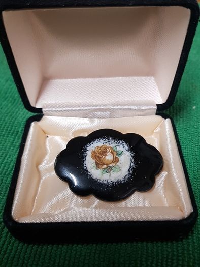Vintage Brooch