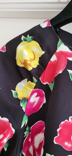 SOZI Garden Party floral on black dress Sz L (Fit 10-12 UK) - Rrp 199 (New)