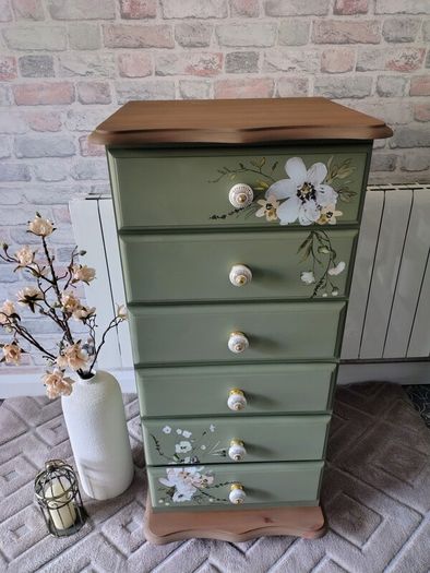 Tall Boy Chest of Drawers