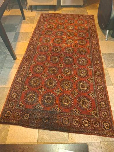 Hand Knotted Wool Rug