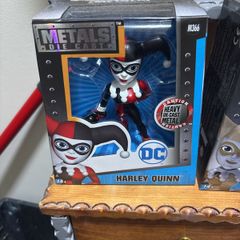 harley quinn figures