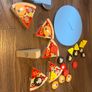 Wooden magnetic pizza play set Image 5