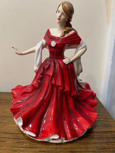 Royal Doulton Pretty Ladies Scarlett