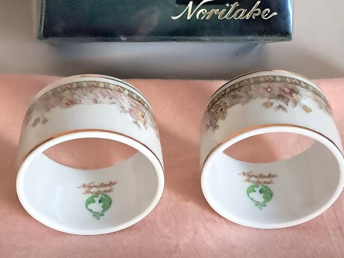 Vintage Noritake Hand Painted Ceramic Napkin Rings