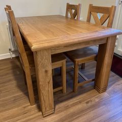 Solid Oak Table & 4 Chair Dining Set