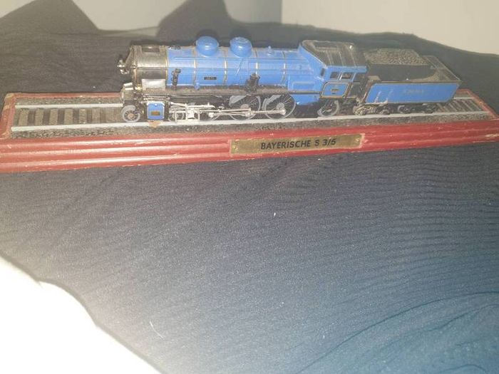 Bavarian S 3/6 Locomotive Display