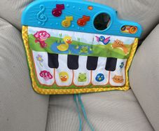 Musical baby piano mat