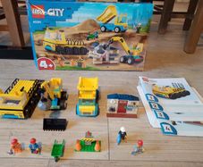 Lego City 60391Construction Trucks and Wrecking Ball Crane Complete