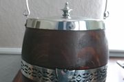 Coopered biscuit barrel.