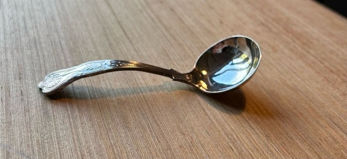 Vintage Sheffield Silver Plate Sauce Ladle with Kings pattern